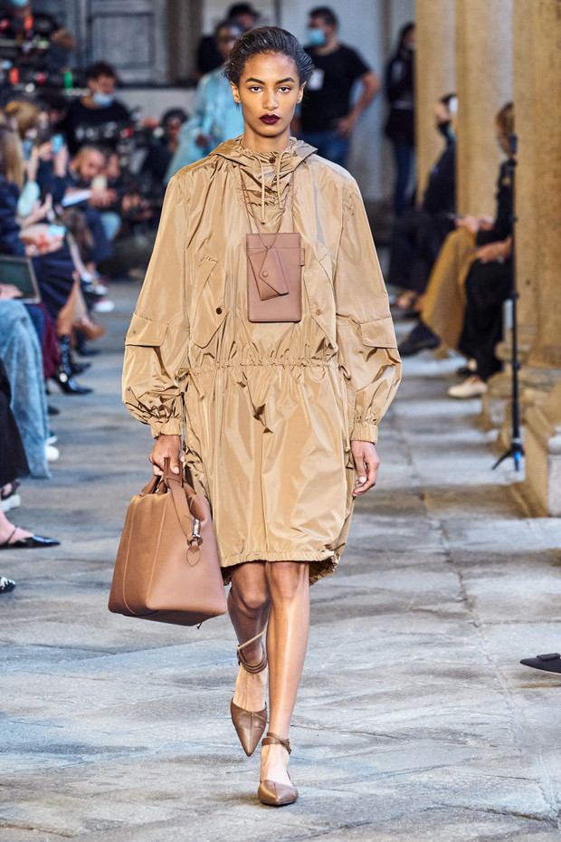 Max Mara wiosna-lato 2021