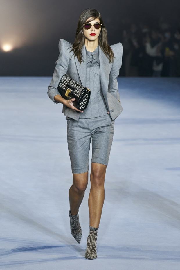 Balmain wiosna-lato 2021: kobiety Oliviera