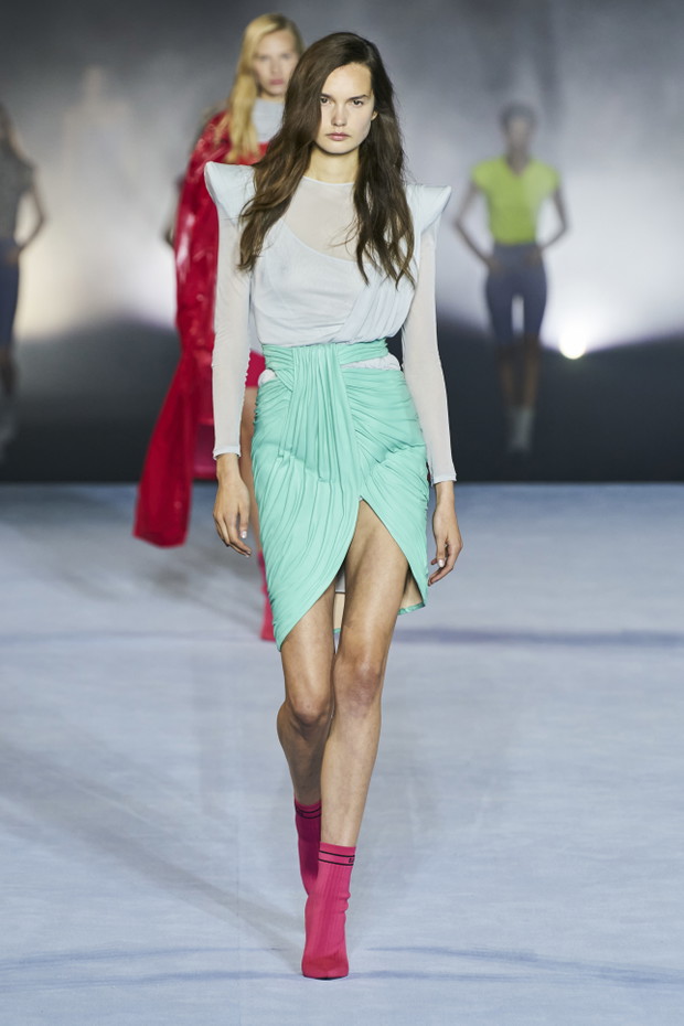 Balmain wiosna-lato 2021: kobiety Oliviera