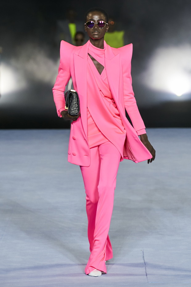 Balmain wiosna-lato 2021: kobiety Oliviera
