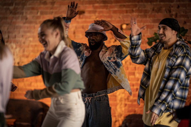 Levi’s z nową, podtrzymująca na duchu kampanią - „Wkrótce znowu razem zatańczymy”