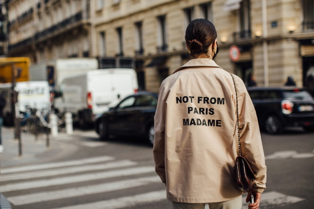 Stylizacje z Paris Fashion Week jesień-zima 2021/2022