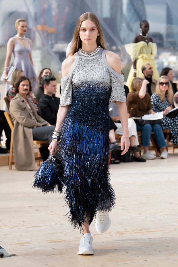 Alexander McQueen wiosna-lato 2022