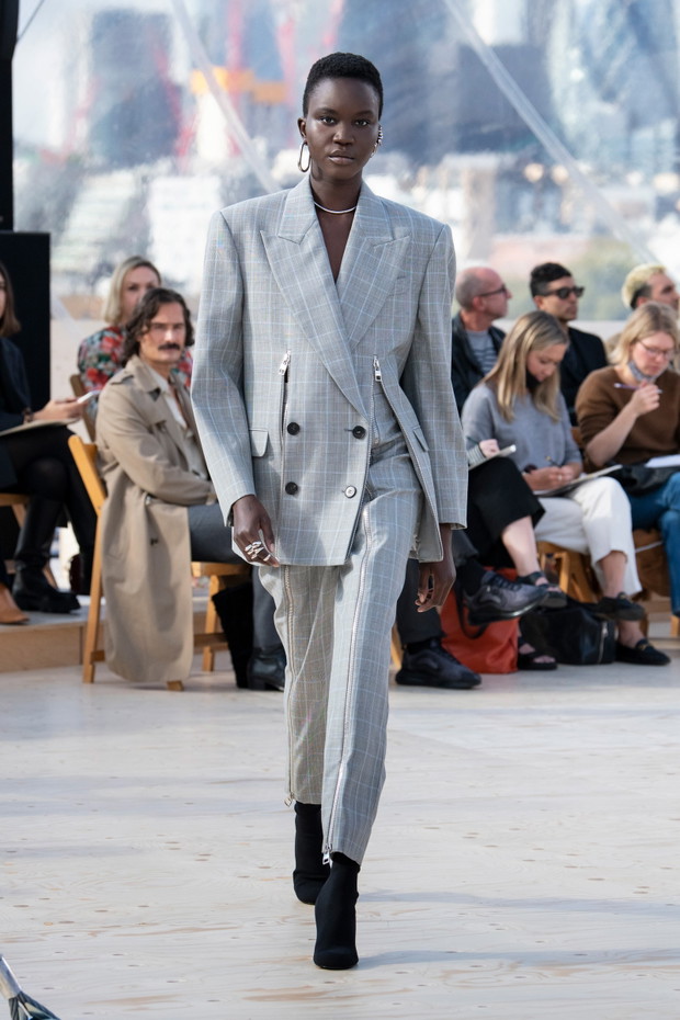 Alexander McQueen wiosna-lato 2022