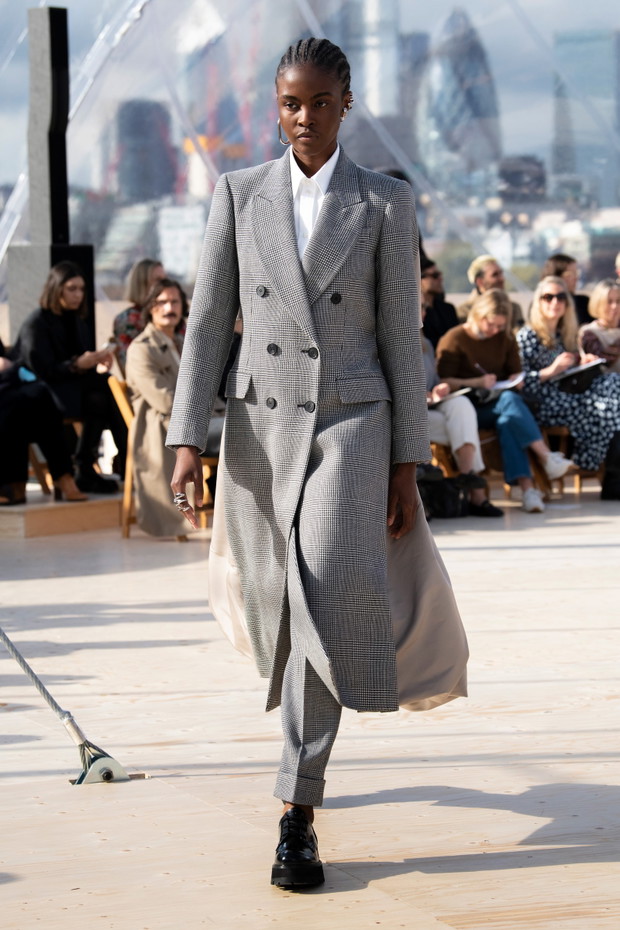 Alexander McQueen wiosna-lato 2022