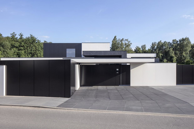 RE: PERFECT HOUSE, projekt: Marcin Tomaszewski