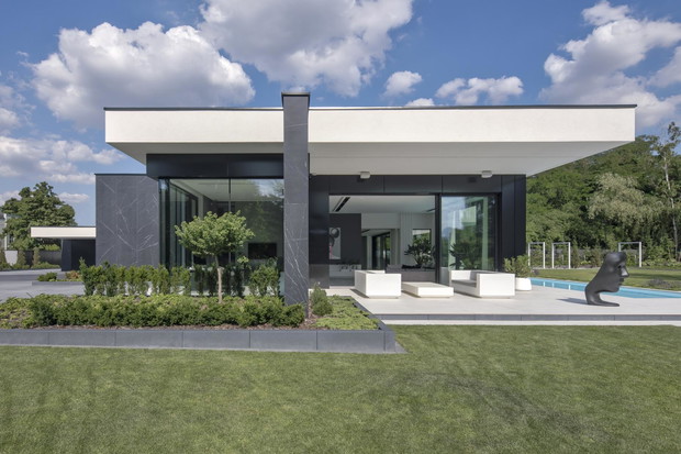 RE: PERFECT HOUSE, projekt: Marcin Tomaszewski