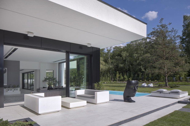 RE: PERFECT HOUSE, projekt: Marcin Tomaszewski