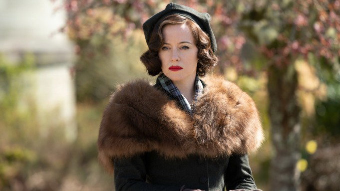 kadr z serialu A Very British Scandal