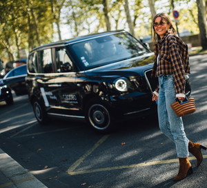 Paryski styl: street fashion z tygodnia mody w Paryżu