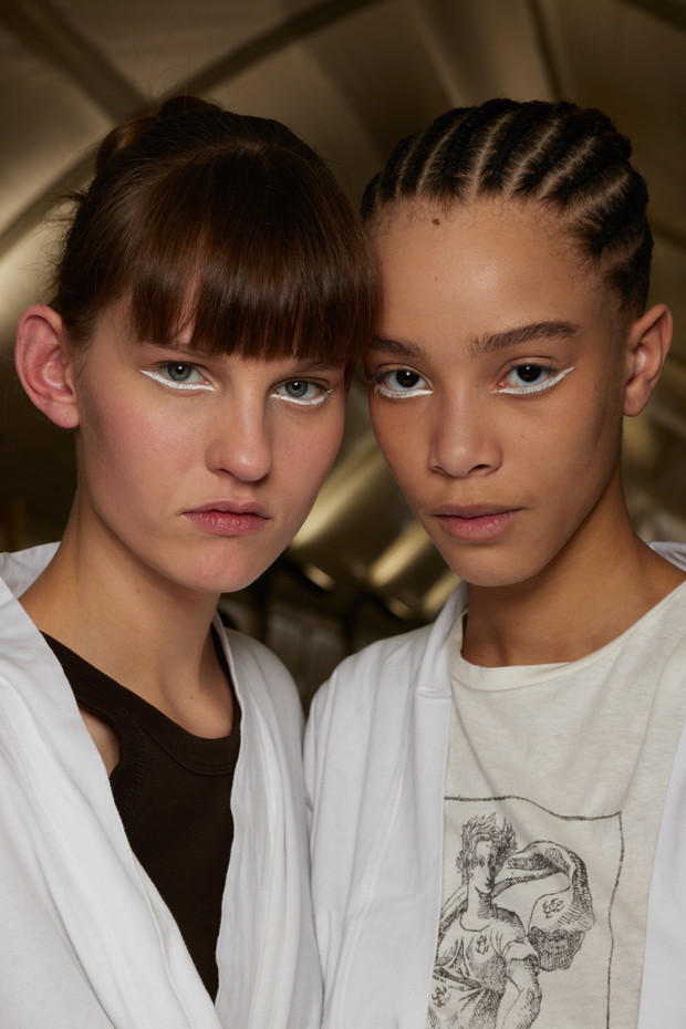 Backstage pokazu Dior haute couture wiosna-lato 2022