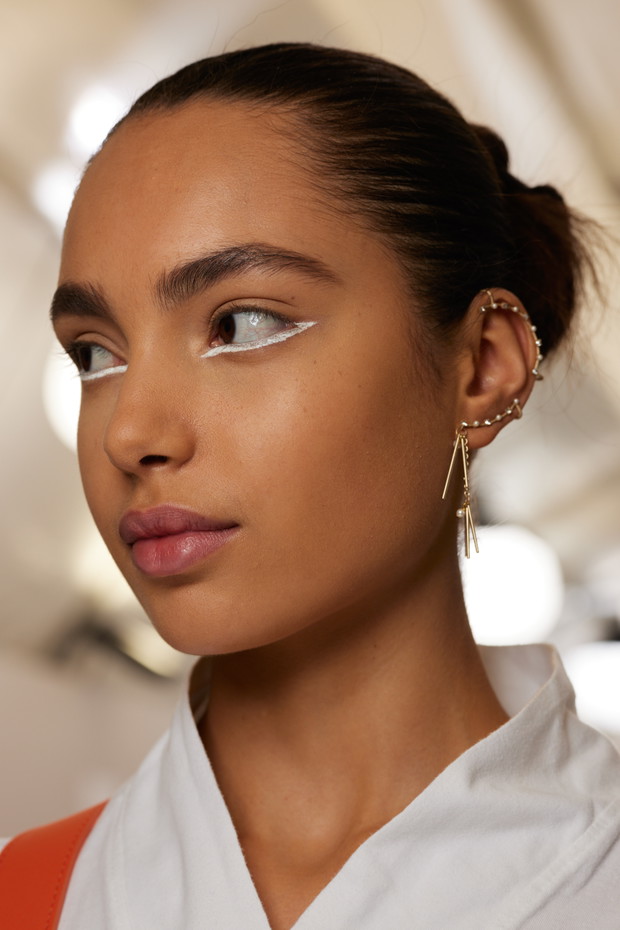Backstage pokazu Dior haute couture wiosna-lato 2022