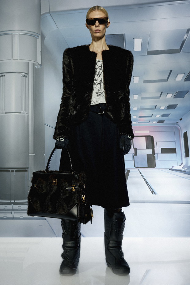 Balmain Pre-Fall 2022