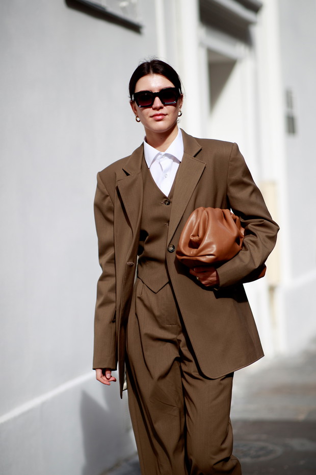 Paryski styl: street fashion z tygodnia mody w Paryżu
