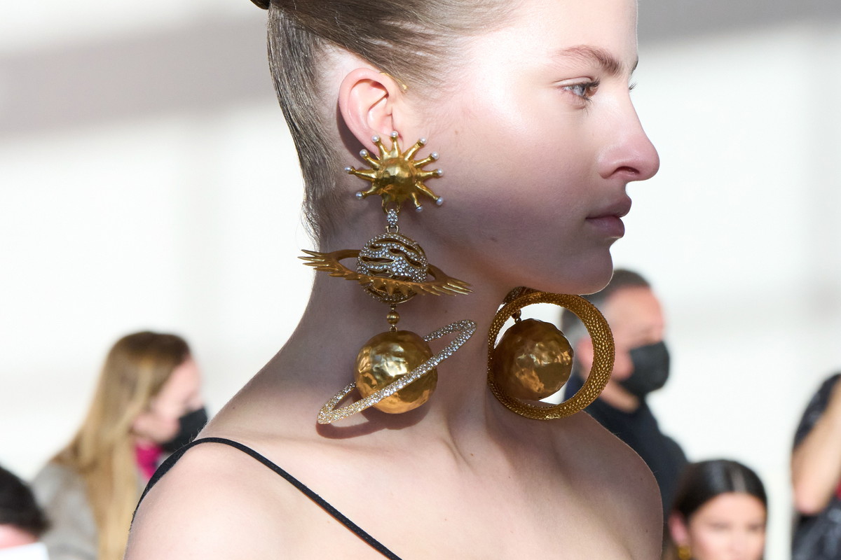 Kolekcja Schiaparelli haute couture wiosna-lato 2022