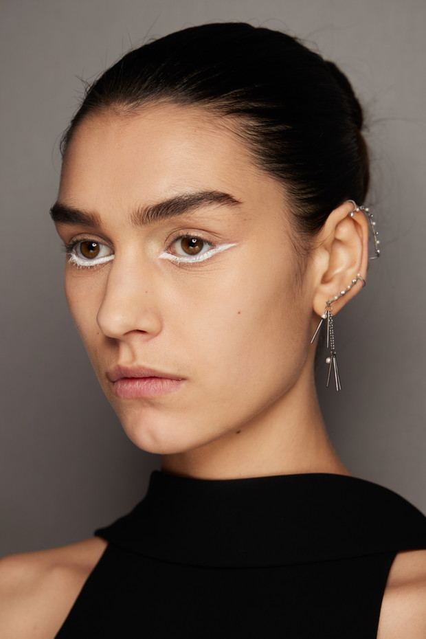 Backstage pokazu Dior haute couture wiosna-lato 2022