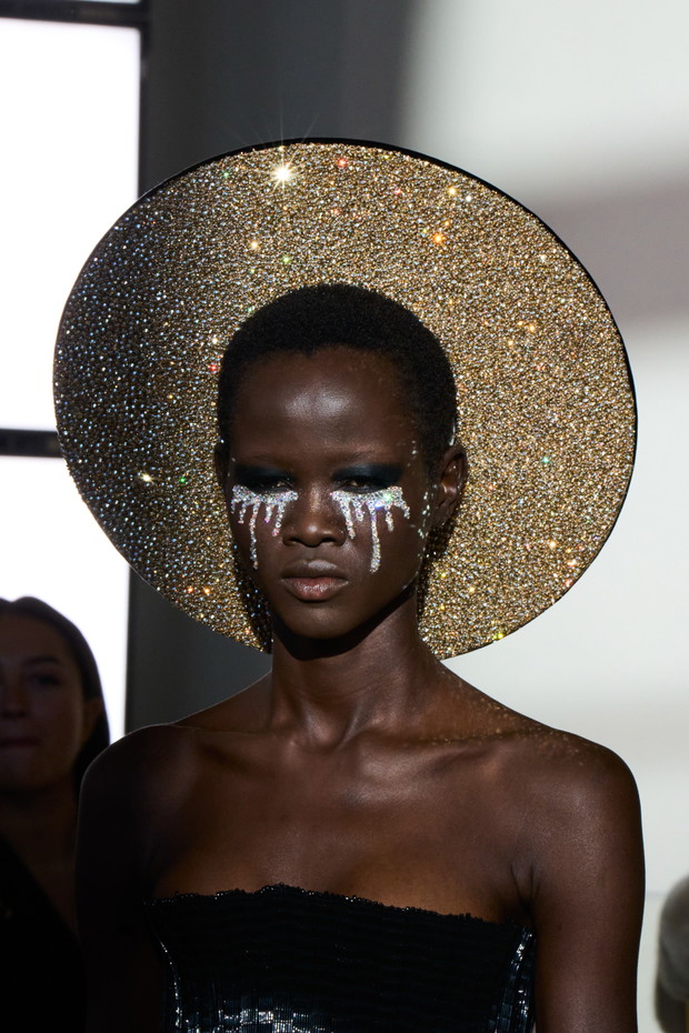 Kolekcja Schiaparelli haute couture wiosna-lato 2022
