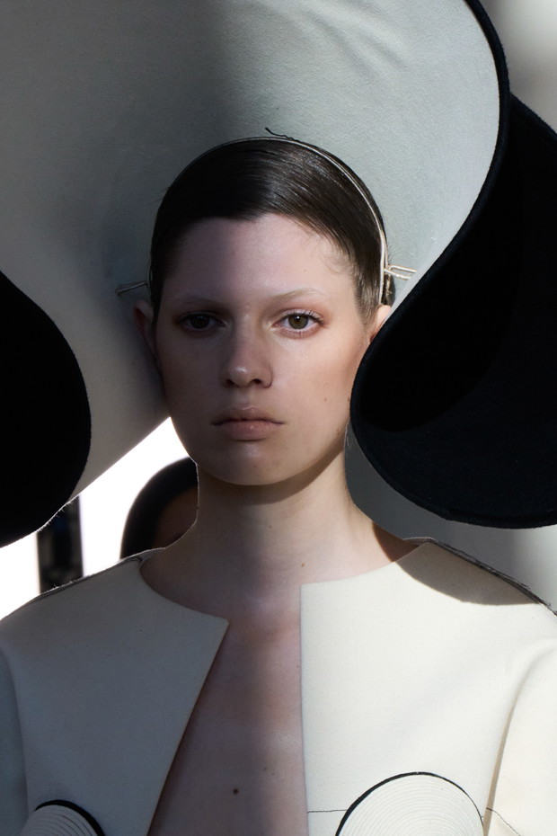 Kolekcja Schiaparelli haute couture wiosna-lato 2022