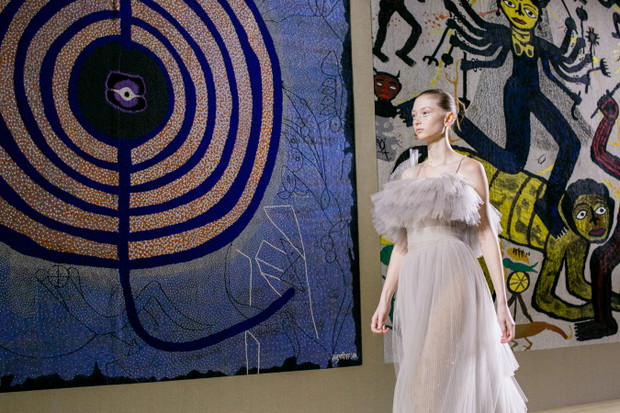 Wybieg Dior haute couture wiosna-lato 2022