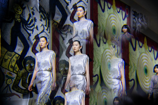 Wybieg Dior haute couture wiosna-lato 2022