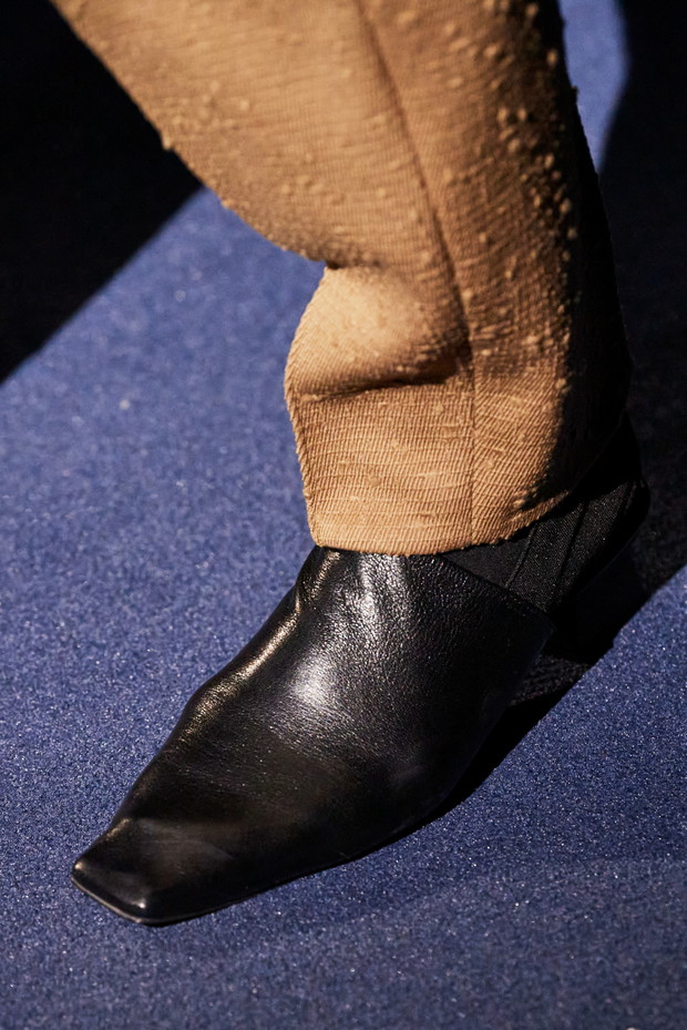 Modne buty 2022: z wybiegu