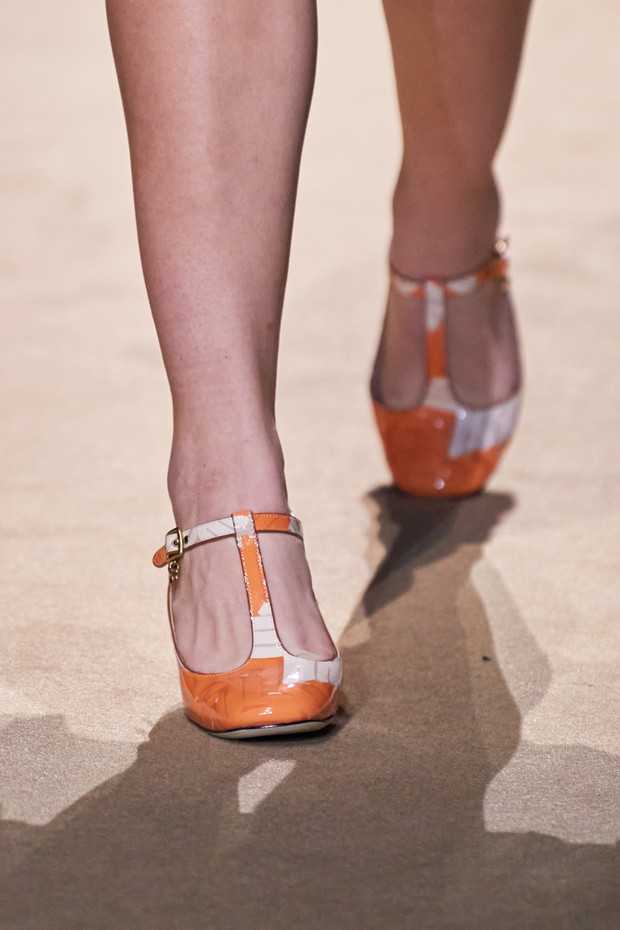 Modne buty 2022: z wybiegu