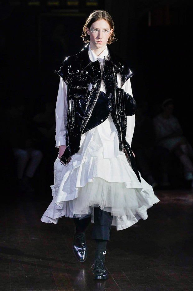 Simone Rocha jesień-zima 2022/2023