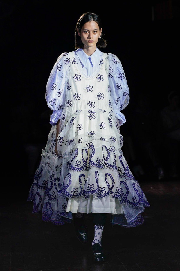 Simone Rocha jesień-zima 2022/2023