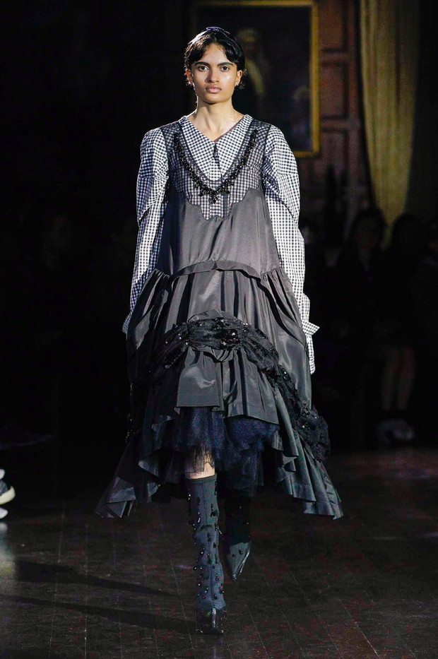 Simone Rocha jesień-zima 2022/2023