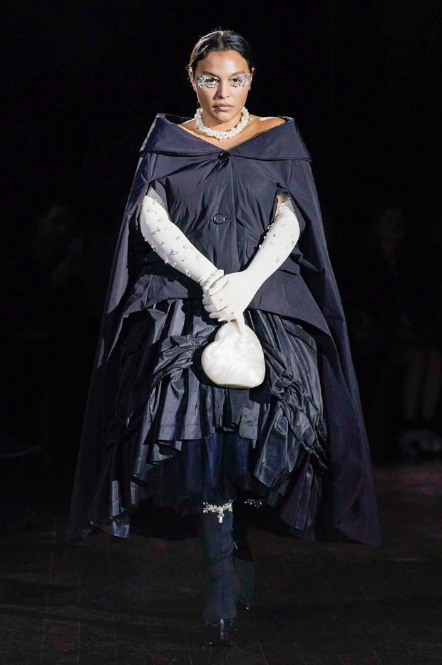 Simone Rocha jesień-zima 2022/2023