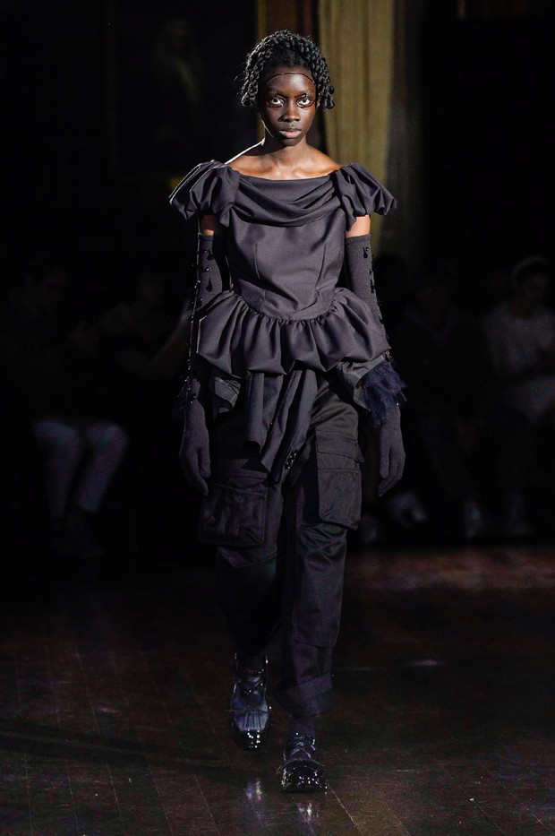 Simone Rocha jesień-zima 2022/2023