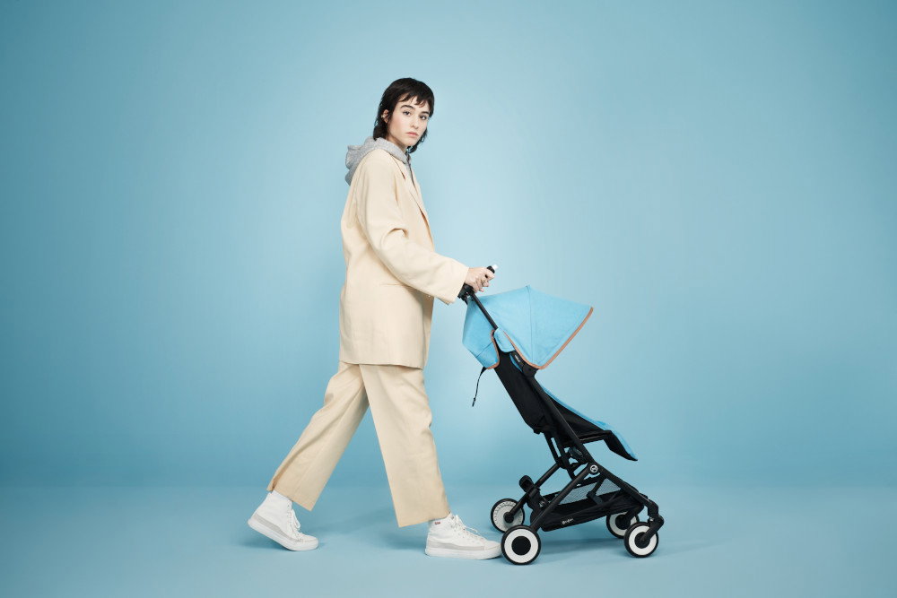 LIBELLE - lekka spacerówka z systemem natychmiastowego rozkładania
