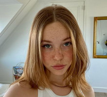 Glass hair