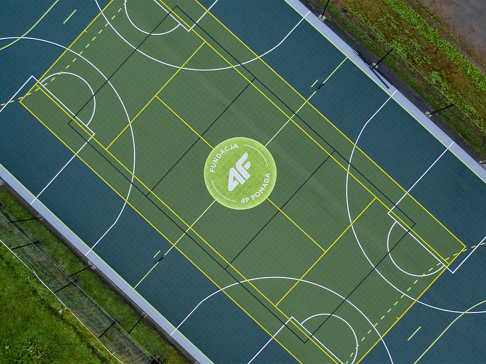 W zasięgu sportu” – w zasięgu marzeń. Rusza druga edycja programu budowy nowoczesnych boisk szkolnych Fundacji 4F Pomaga