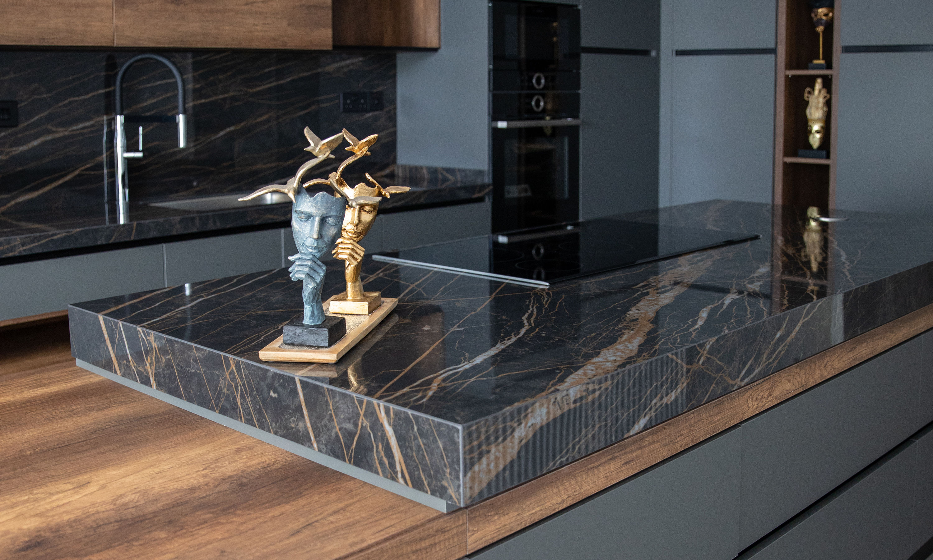 laminam