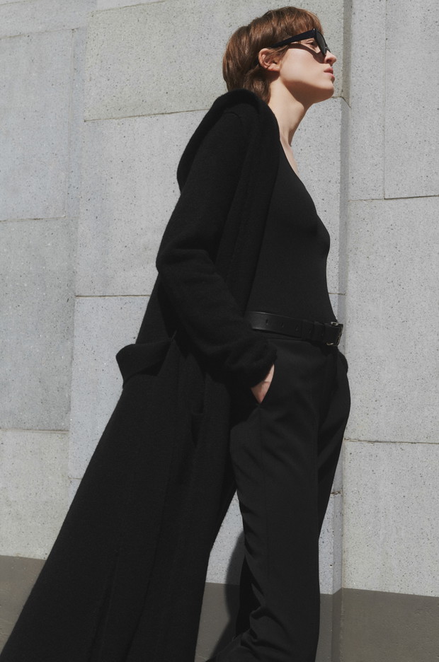 Back to black. Nowa kampania SOLAR