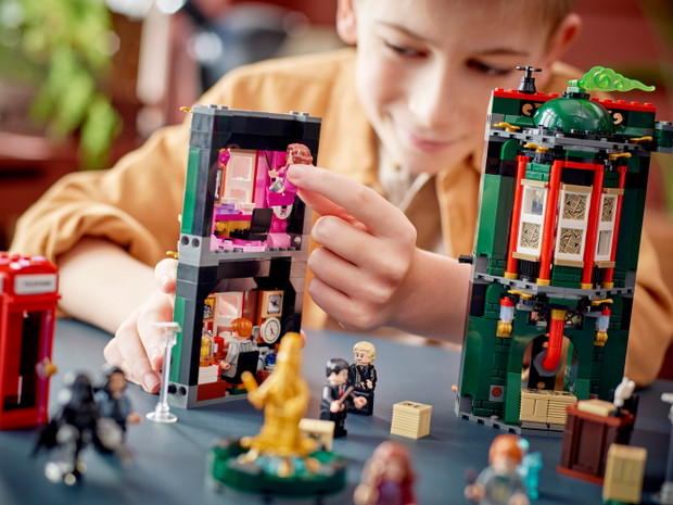 LEGO