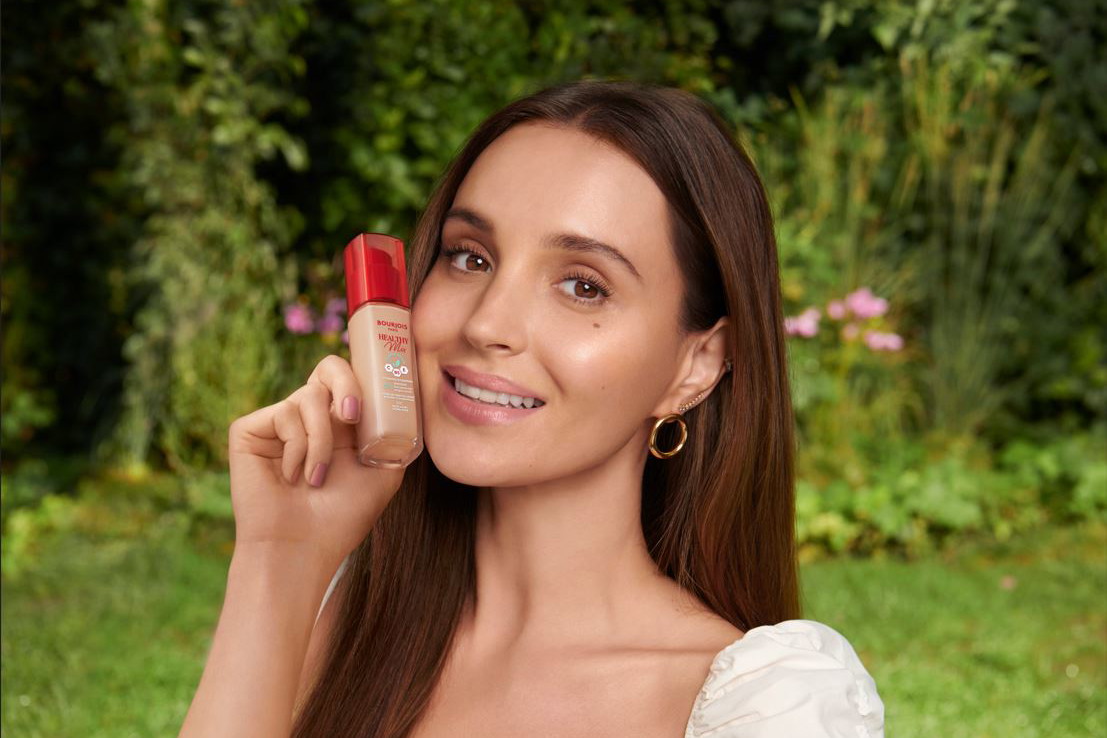 MaRina w reklamie podkładu Bourjois Healthy Mix