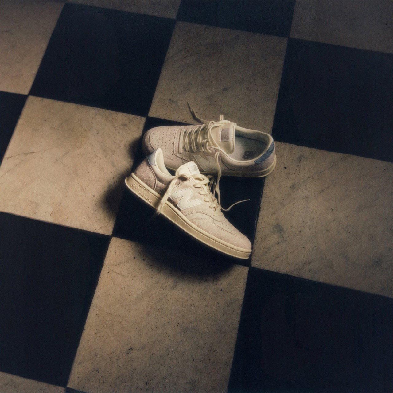 New Balance przedstawia model T500