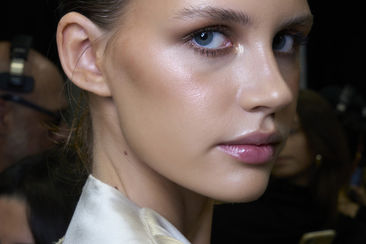glow make up