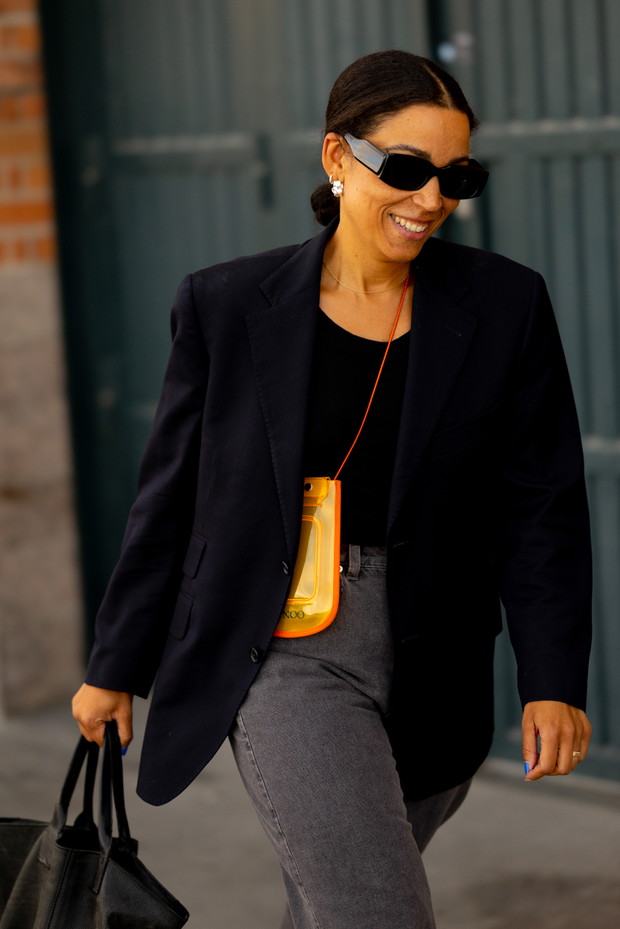 Najlepsze stylizacje na Stockholm Fashion Week wiosna-lato 2023