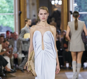 Victoria Beckham wiosna-lato 2024