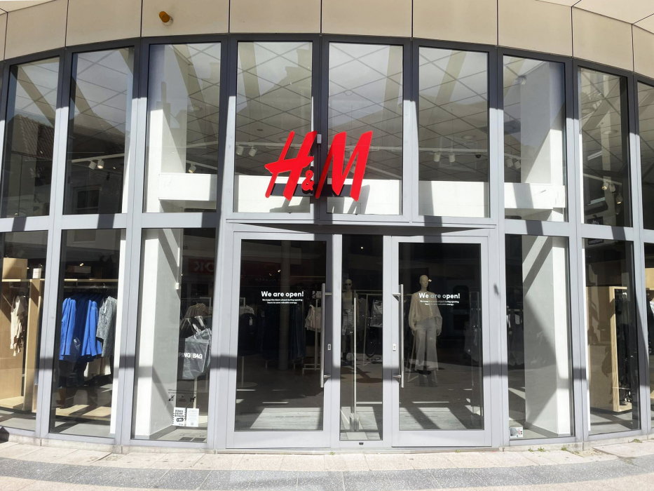 H&M