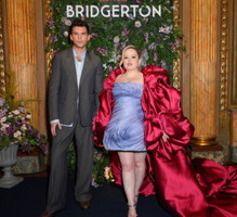 Nicola Coughlan Luke Newton Bridgerton