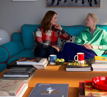 Julianne Moore i Tilda Swinton w filmie "W pokoju obok"