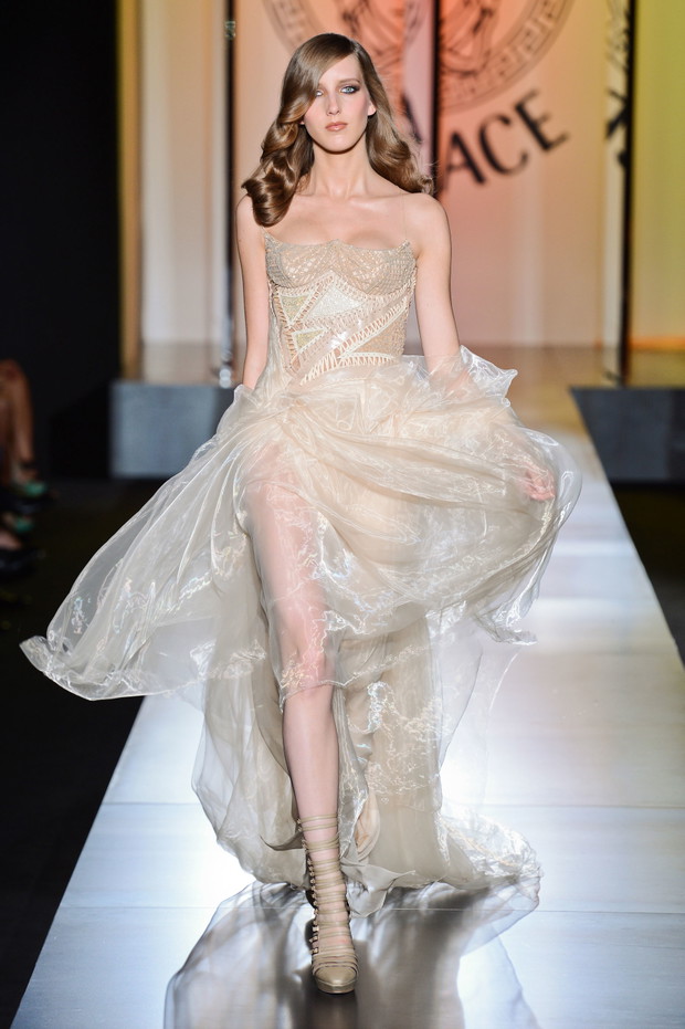 Pokaz: Versace Haute Couture jesień-zima 2012/2013