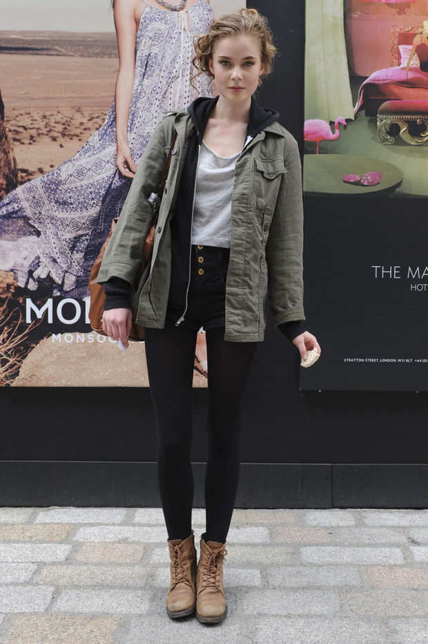Street fashion z Londynu - modelki po godzinach