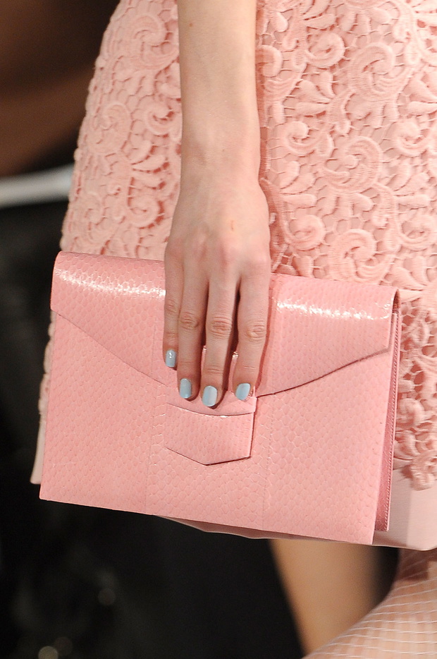 lakiery-do-paznokci-oscar-de-la-renta-nowosc15-ba760b5