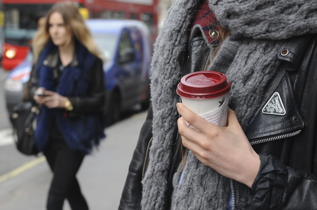 Street fashion z Londynu - modelki po godzinach