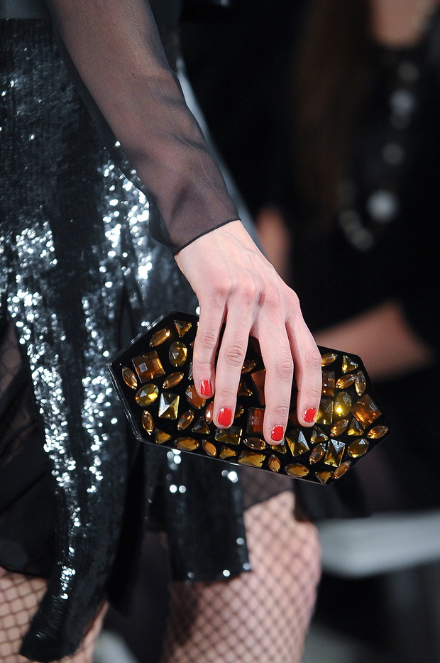 lakiery-do-paznokci-oscar-de-la-renta-nowosc5-459639d